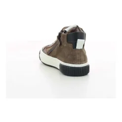 25232525 Sneakers><noscript><img width=