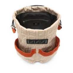 Backpack><noscript><img width=