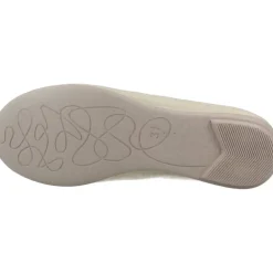 Ballerina><noscript><img width=