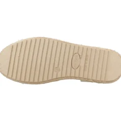 Carla Ballerina><noscript><img width=