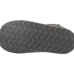 Charmy Stiefel><noscript><img width=