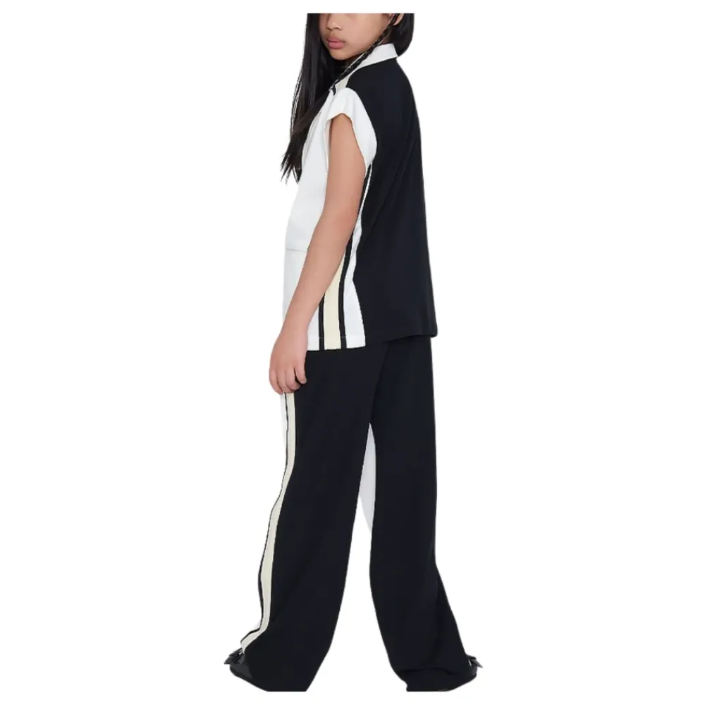 Cremefarbene Weste mit schwarzem Streifendetail>Manila Grace Online