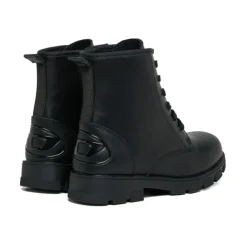 Boots Black><noscript><img width=
