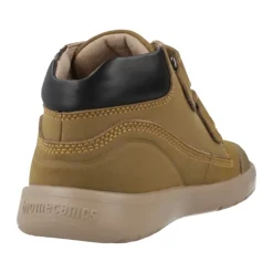 Grundlegende Sneakers für den Alltag><noscript><img width=