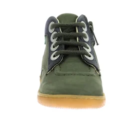 Ikonoische Lederstiefel><noscript><img width=