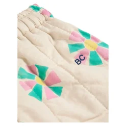 Isolierte Hose mit Druck><noscript><img width=