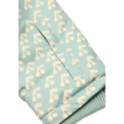 Isolierte Jacke><noscript><img width=