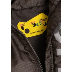 Isolierte Jacke mit Logo><noscript><img width=