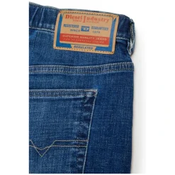 Jeans><noscript><img width=