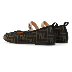 Junior Ballerinas><noscript><img width=