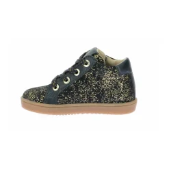 Kick Welly><noscript><img width=