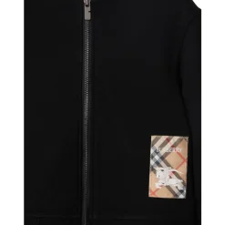 Kinder er Pullover mit Karo-Patch><noscript><img width=