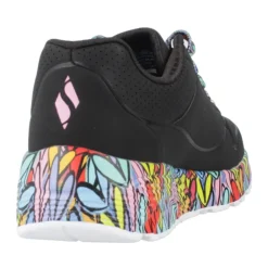 Leichte Liebes-Sneakers><noscript><img width=