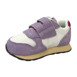 Low Top Sneakers><noscript><img width=