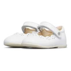 Olya><noscript><img width=