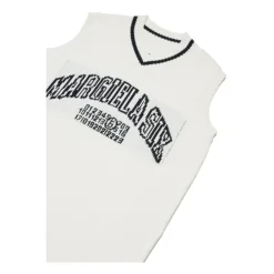 Ärmelloses Kleid mit V-Ausschnitt><noscript><img width=