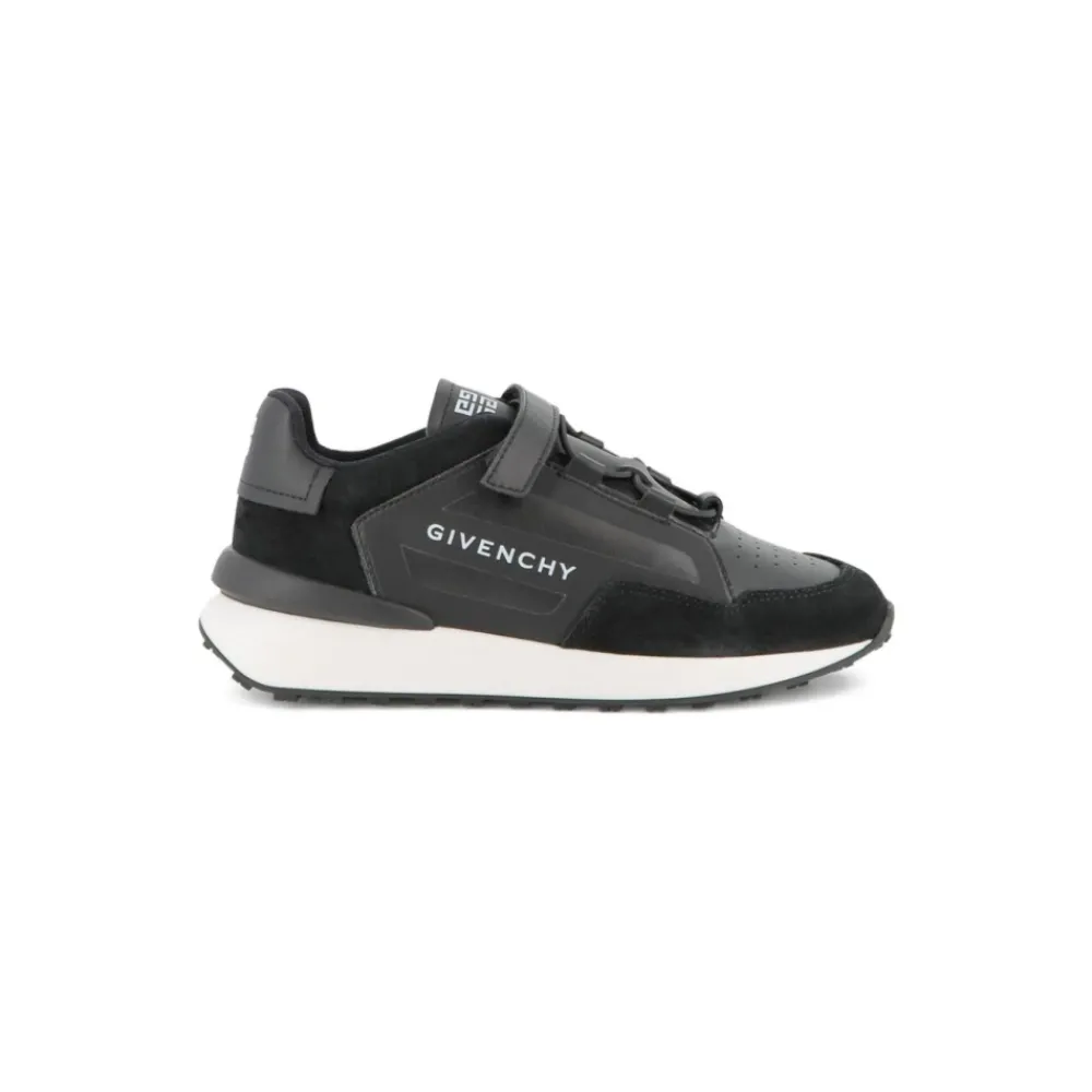 e Sneakers mit Wildledereinsätzen>Givenchy Hot