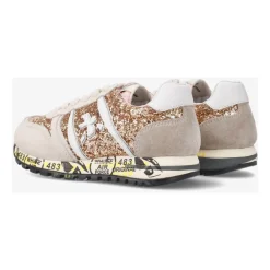 Sky Sneaker><noscript><img width=