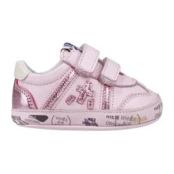 Sky 008V>Premiata Hot