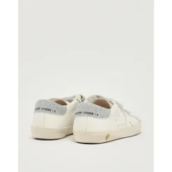 Sneaker><noscript><img width=