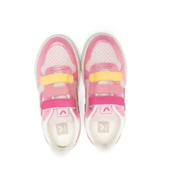 Sneakers><noscript><img width=