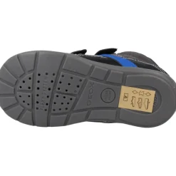 Sneakers><noscript><img width=