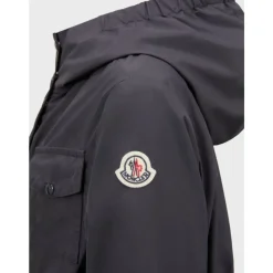 Stilvolle Pulane Jacke für Männer>Moncler