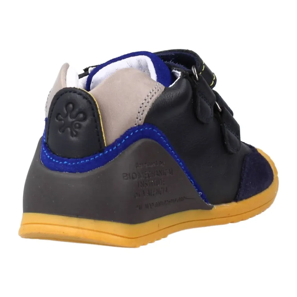 Strap Sneakers>Biomecanics New