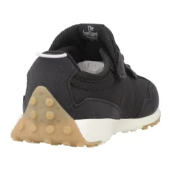 Stylische Sneakers für den Alltag><noscript><img width=