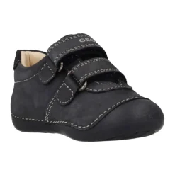 Stylische Sneakers für den Alltag><noscript><img width=