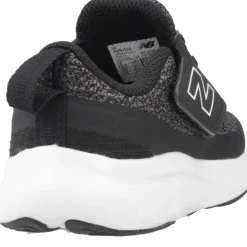 Stylische Sneakers für den Alltag><noscript><img width=