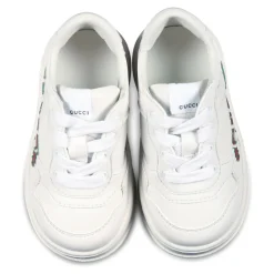 Trainer mit Interlocking G><noscript><img width=