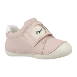 Trendige Sneakers für den Alltag><noscript><img width=