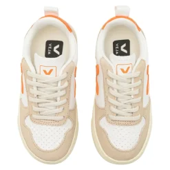 V-10 Sneaker><noscript><img width=