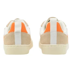 V-10 Sneaker><noscript><img width=