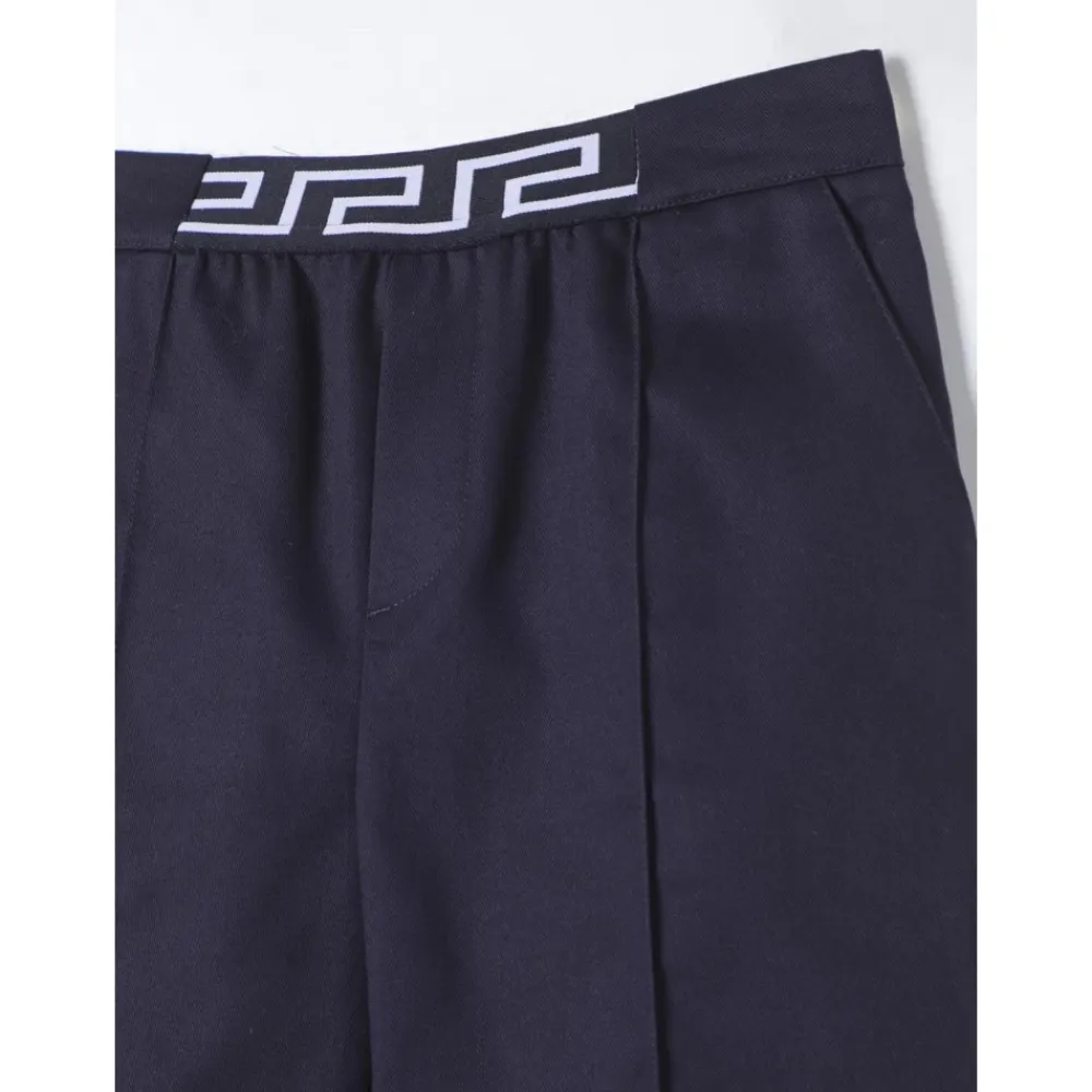 Vielseitige Shorts mit bequemem Bund>Versace Online