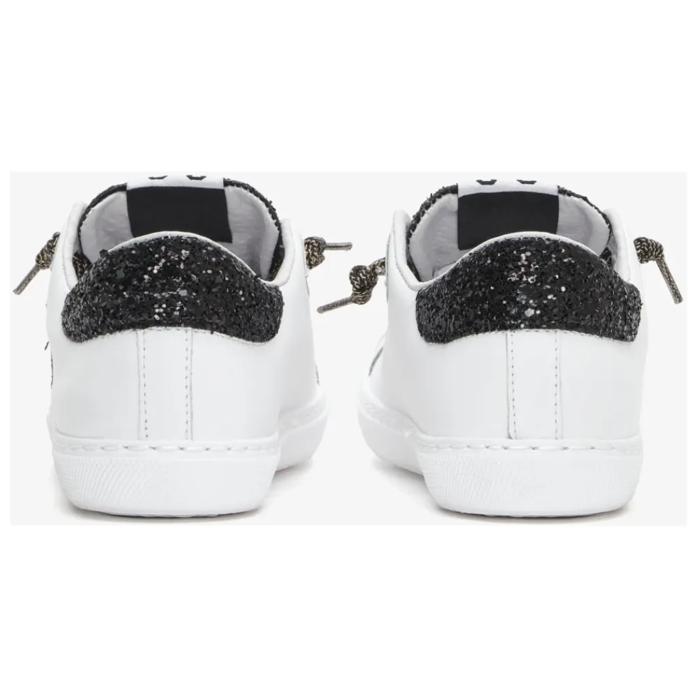 Weiße Ledersneakers mit Schwarzen und Goldenen Glitzerdetails>2STAR Clearance