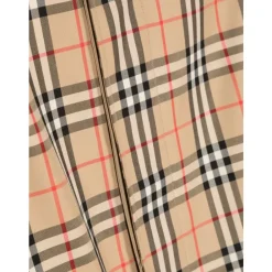 Wendbarer House-Check-Mantel><noscript><img width=